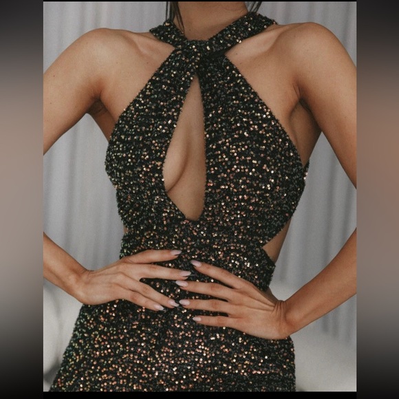 New Saints & Secrets Girls Night Out Twist Feature Sequin Mini Dress - Picture 2 of 10